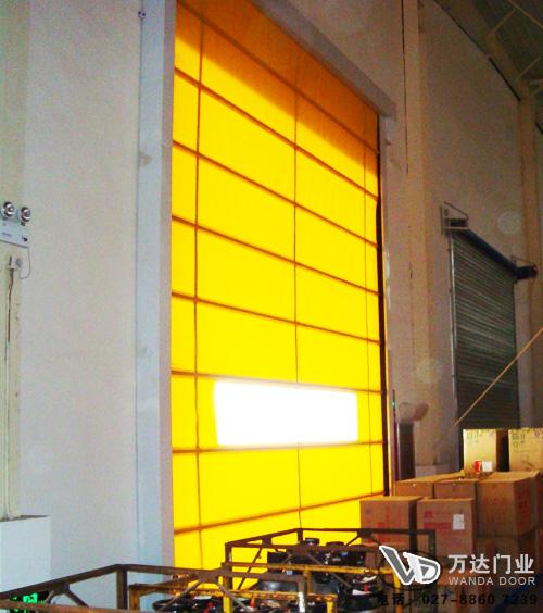 隆化工厂堆积门